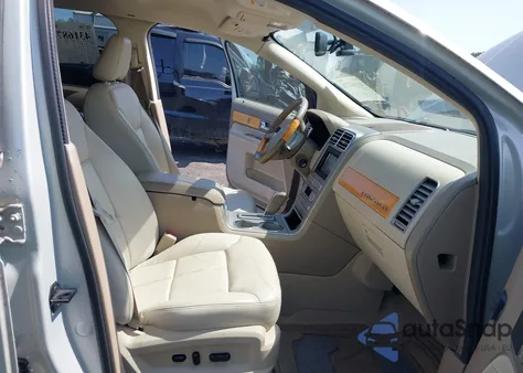 2007 Lincoln Mkx z USA, uszkodzony, nr VIN 2LMDU88C17BJ05335